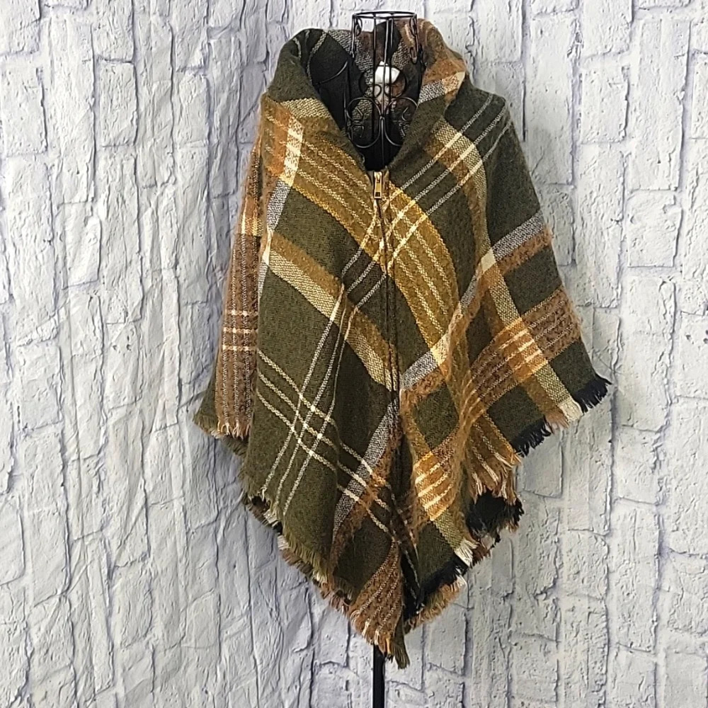 NO BRAND Brown‎ Plaid Zip Up Poncho Cape OS